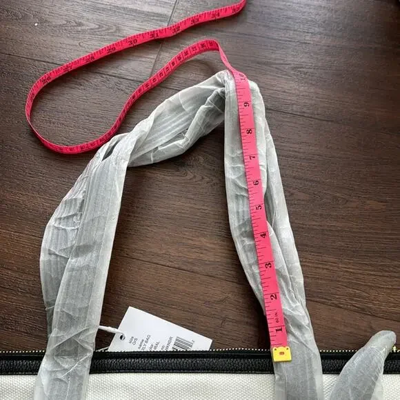 Walter Baker NWT Carly Bag Natural Canvas with black handles and trim. - Picture 6 of 8